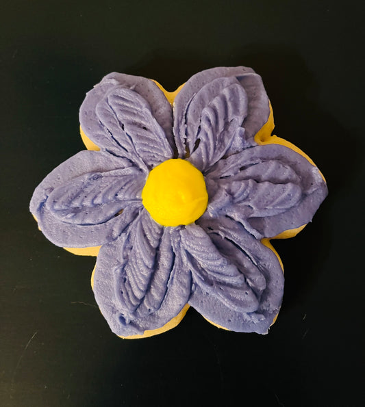 Spring Flower cutout cookies with buttercream icing.  Colors may vary. (4"X4")